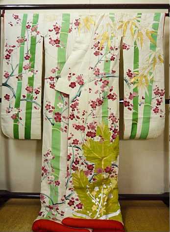 G0826B Used Japanese Kimono Smoky Off White UCHIKAKE Wedding by Silk ...