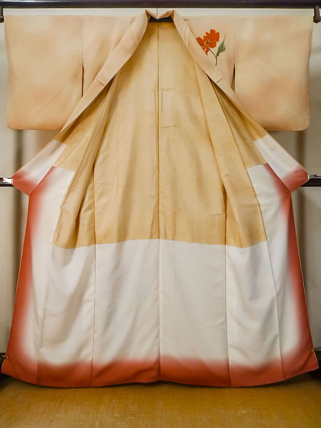 M0328P 付下げ 女性用着物 シルク（正絹） 淡い 薄い 橙色, 花 【中古】 【USED】 【リサイクル】 ★★☆☆☆